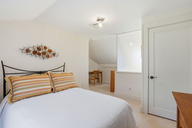 119 Lazell St, Hingham, MA 02043