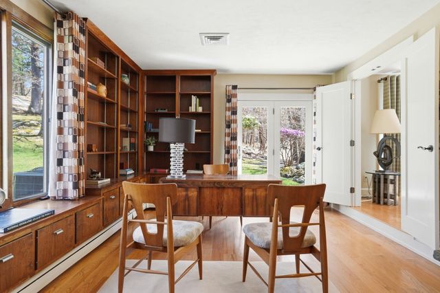 119 Lazell St, Hingham, MA 02043