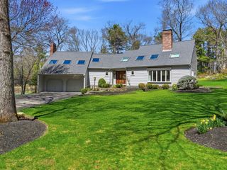 119 Lazell St, Hingham, MA 02043