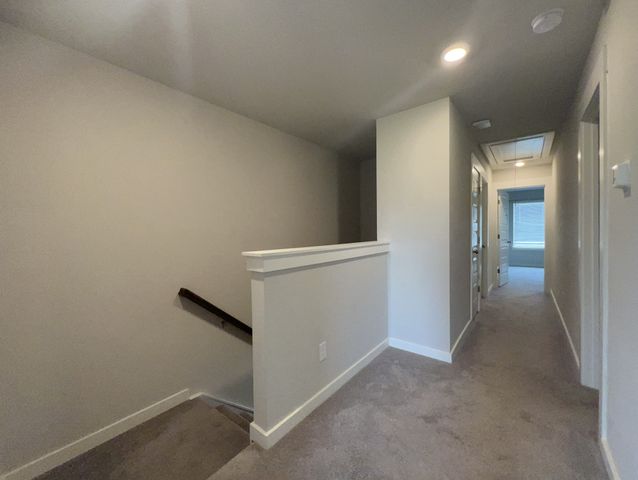 2012 Hardwick Ln, Gallatin, TN 37066