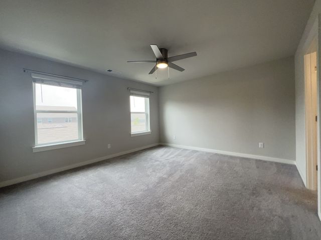 2012 Hardwick Ln, Gallatin, TN 37066