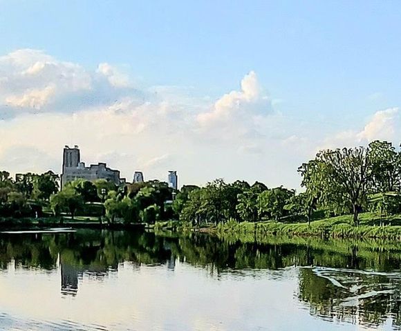 2929 Chicago Avenue 1120, Minneapolis, MN 55407