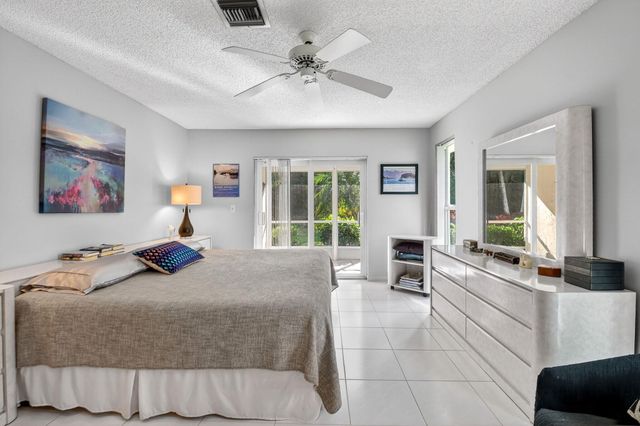 13752 Vía Flora , D, Delray Beach, FL 33484