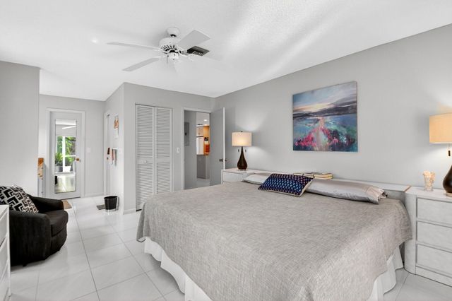 13752 Vía Flora , D, Delray Beach, FL 33484