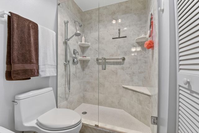 13752 Vía Flora , D, Delray Beach, FL 33484