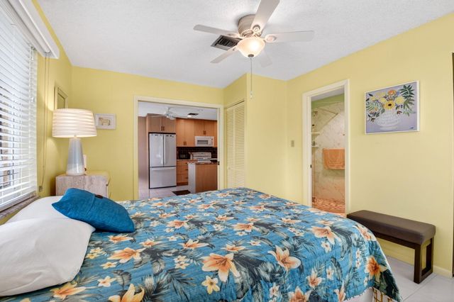 13752 Vía Flora , D, Delray Beach, FL 33484