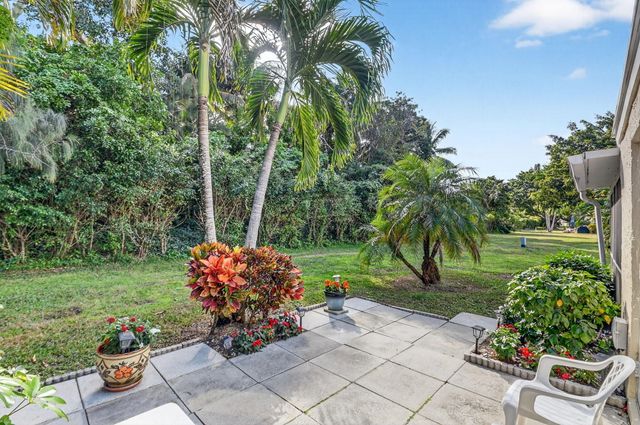 13752 Vía Flora , D, Delray Beach, FL 33484