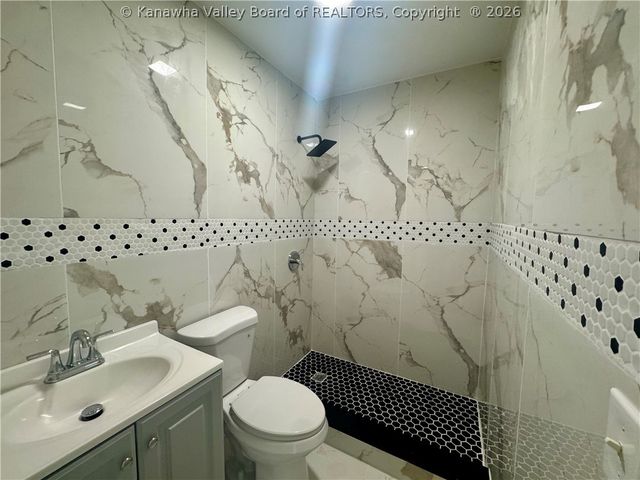 3719 Noyes Avenue Se, Charleston, WV 25304