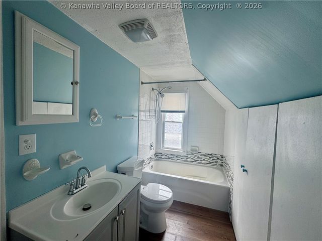 3719 Noyes Avenue Se, Charleston, WV 25304