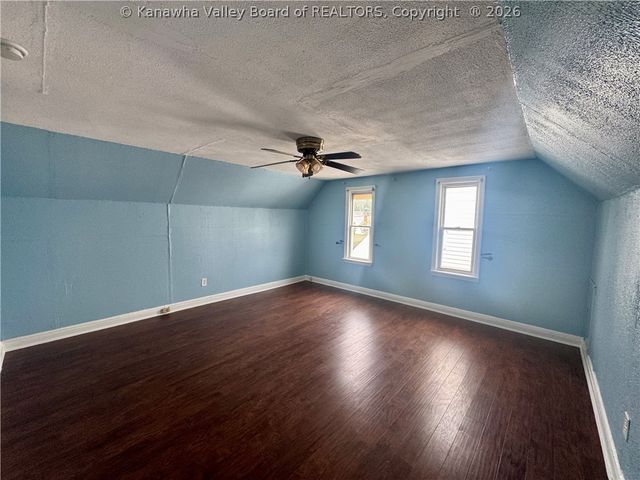 3719 Noyes Avenue Se, Charleston, WV 25304