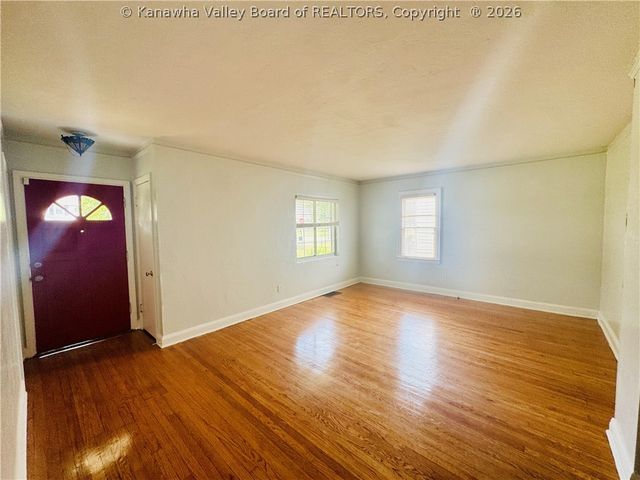 3719 Noyes Avenue Se, Charleston, WV 25304