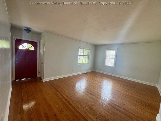 3719 Noyes Avenue Se, Charleston, WV 25304
