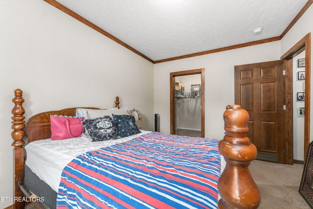 2520 Effler Rd, Maryville, TN 37803