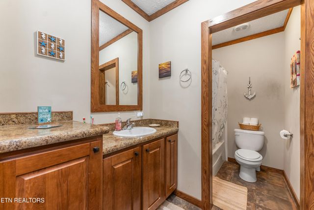 2520 Effler Rd, Maryville, TN 37803