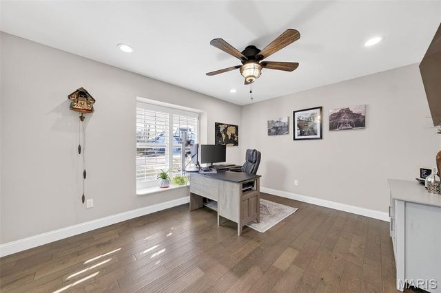 709 Scarlet Oak Drive, Lake St Louis, MO 63367