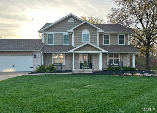 709 Scarlet Oak Drive, Lake St Louis, MO 63367