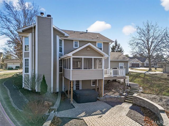 709 Scarlet Oak Drive, Lake St Louis, MO 63367