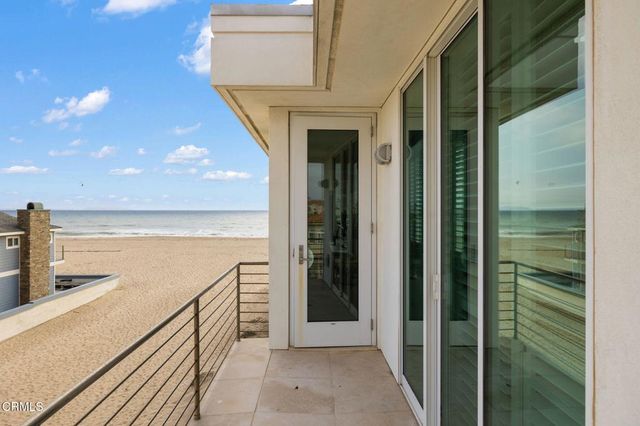 1135 Capri Way, Oxnard, CA 93035