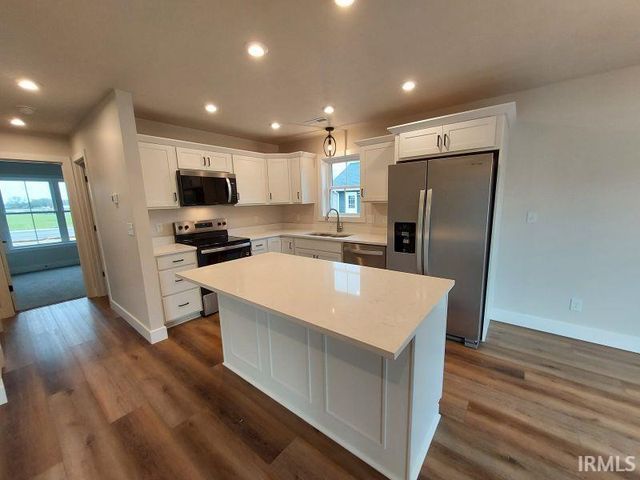 1439 W Todd Lane, Jasper, IN 47546