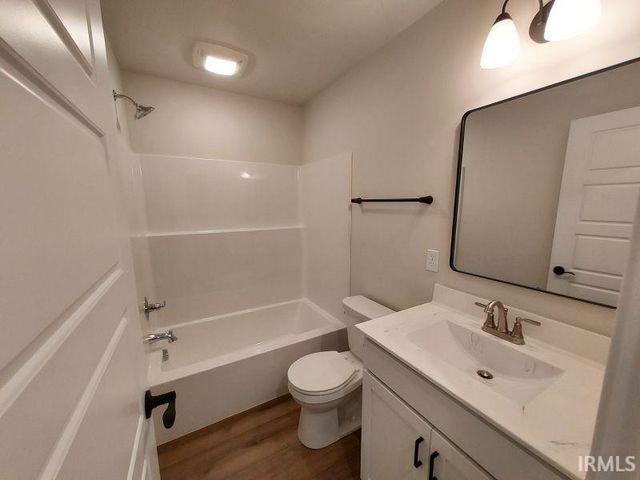 1439 W Todd Lane, Jasper, IN 47546