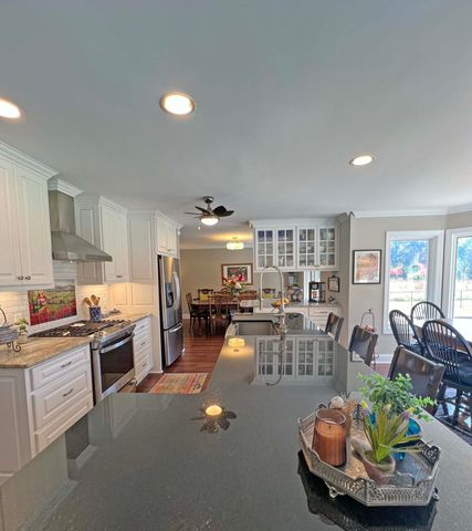 1223 Fishing Place, Summerton, SC 29148