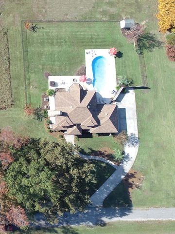 1223 Fishing Place, Summerton, SC 29148