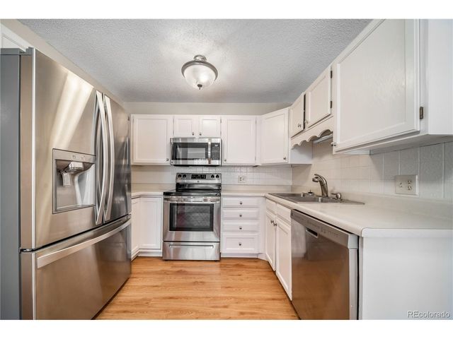 3022 S Wheeling Way 207-112, Aurora, CO 80014