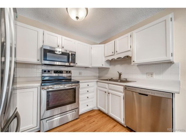 3022 S Wheeling Way 207-112, Aurora, CO 80014