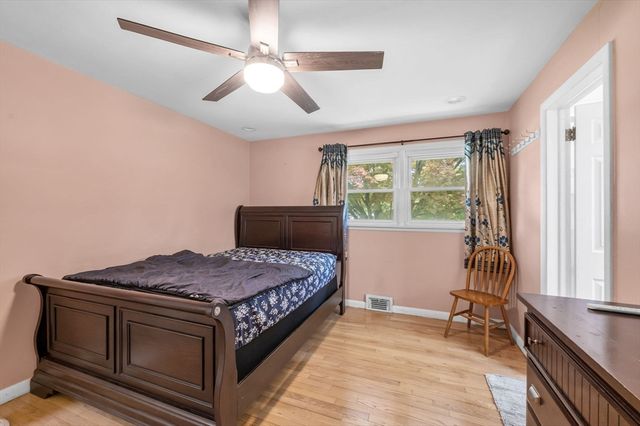 72 Paulson Dr, West Springfield, MA 01089