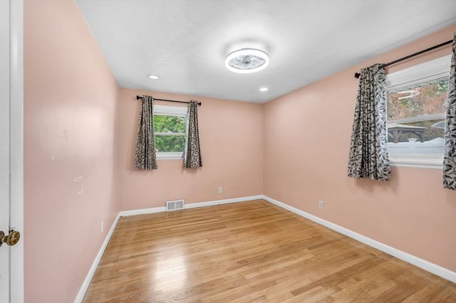 72 Paulson Dr, West Springfield, MA 01089