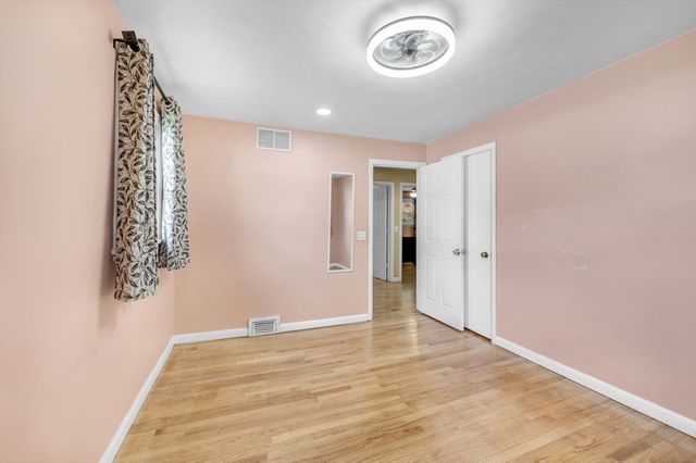 72 Paulson Dr, West Springfield, MA 01089