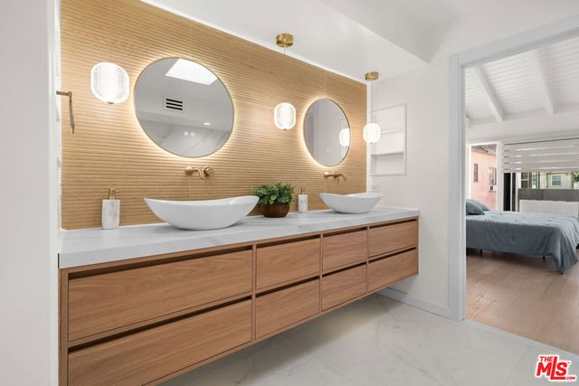 9509 W Olympic Boulevard, Beverly Hills, CA 90212