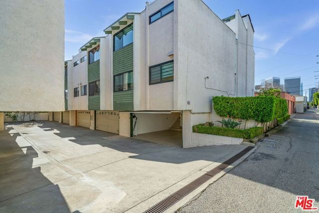 9509 W Olympic Boulevard, Beverly Hills, CA 90212