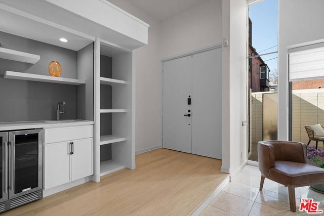 9509 W Olympic Boulevard, Beverly Hills, CA 90212