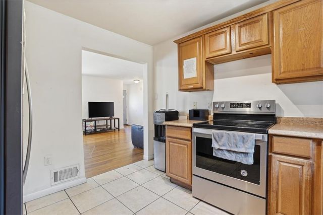 823 North Saint Lucas Street, Allentown City, PA 18104