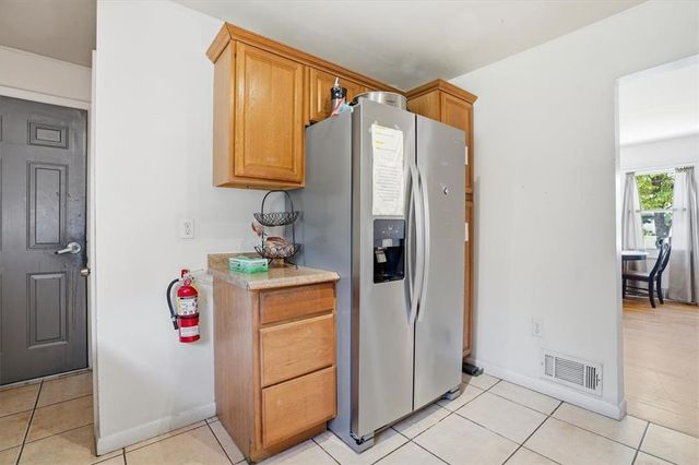 823 North Saint Lucas Street, Allentown City, PA 18104
