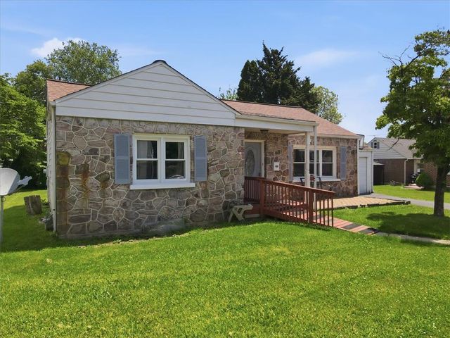 823 North Saint Lucas Street, Allentown City, PA 18104
