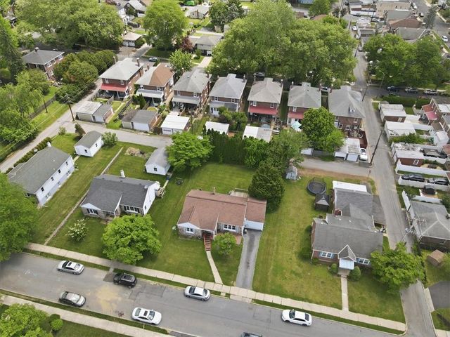 823 North Saint Lucas Street, Allentown City, PA 18104