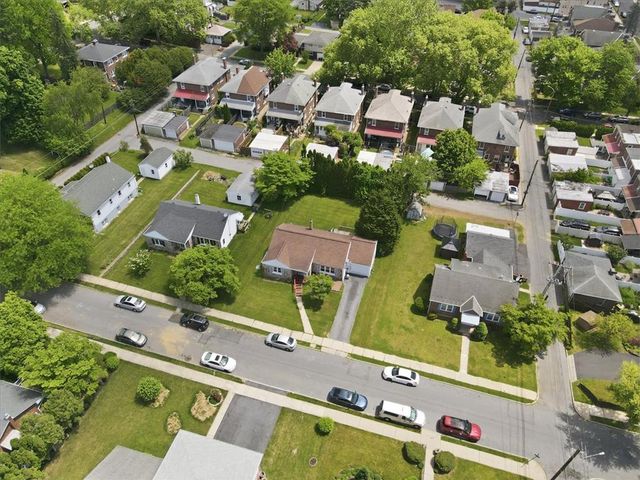 823 North Saint Lucas Street, Allentown City, PA 18104