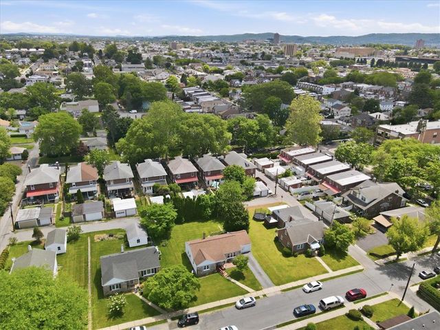823 North Saint Lucas Street, Allentown City, PA 18104