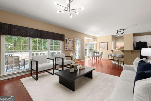 3025 Brockton Close, Marietta, GA 30068