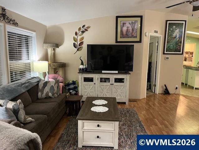 642 Royalty Cir NE 12, Salem, OR 97301