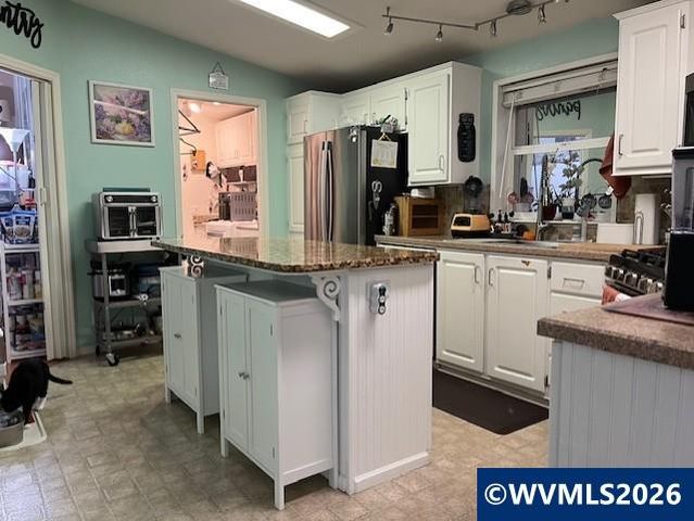 642 Royalty Cir NE 12, Salem, OR 97301