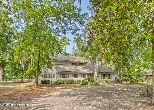 12852 LONGVIEW Drive W, Jacksonville, FL 32223