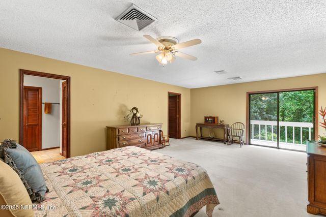 12852 LONGVIEW Drive W, Jacksonville, FL 32223