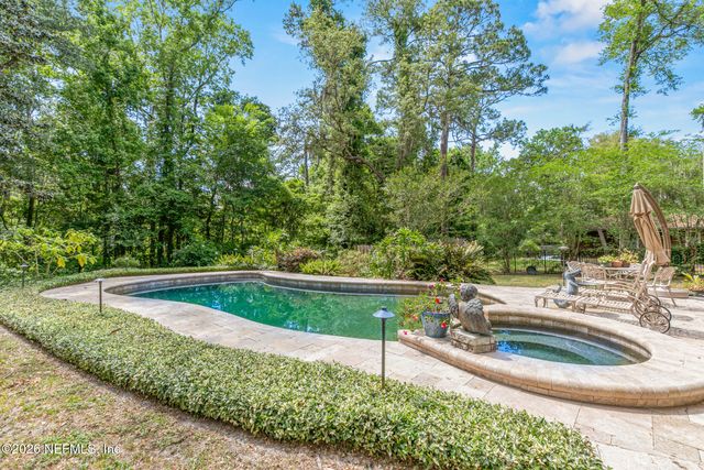 12852 LONGVIEW Drive W, Jacksonville, FL 32223