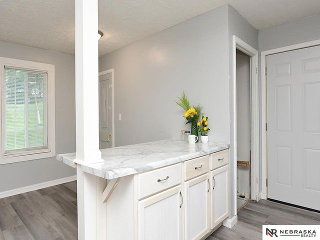 2553 Monroe Street, Omaha, NE 68107