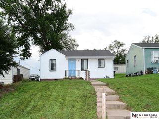 2553 Monroe Street, Omaha, NE 68107