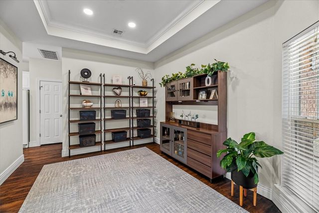 605 SW Duke Avenue, Bentonville, AR 72712