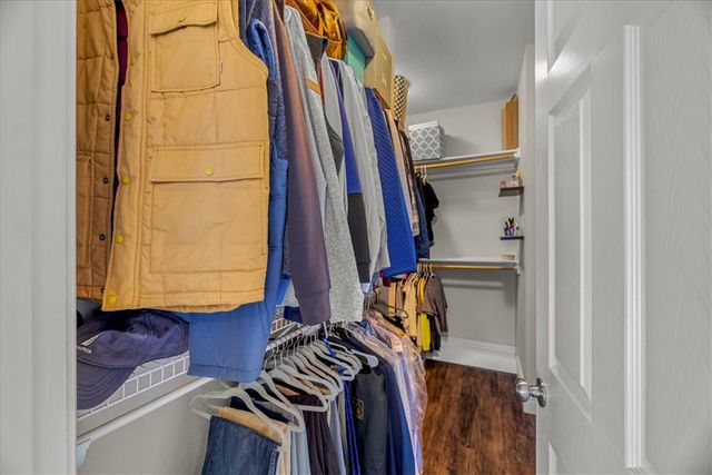 605 SW Duke Avenue, Bentonville, AR 72712